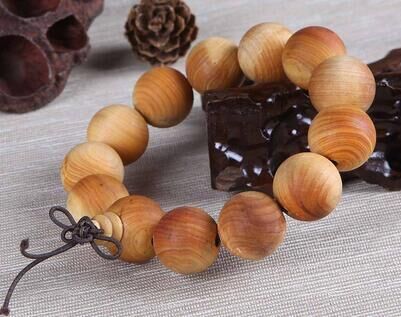 beat·365-张艺兴暑假杠上鹿晗《甜蜜暴击》pk《黄金瞳》,你会站哪边(图1) beat·365