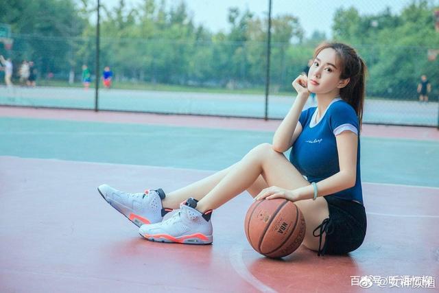 【beat365亚洲体育官方网站】谈判官童薇用的口红是什么?杨幂同款口红色号介绍(图1) beat365亚洲体育官方网站